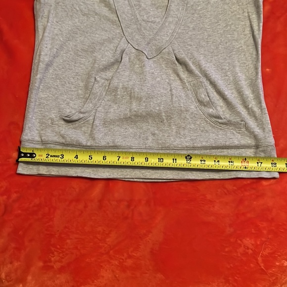 NY&Co Gray short sleeve hooded sweatshirt w/ a extended pocket & low V neck. - Picture 8 of 12